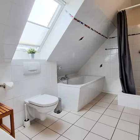 Holiday home Ferienhaushaelfte 